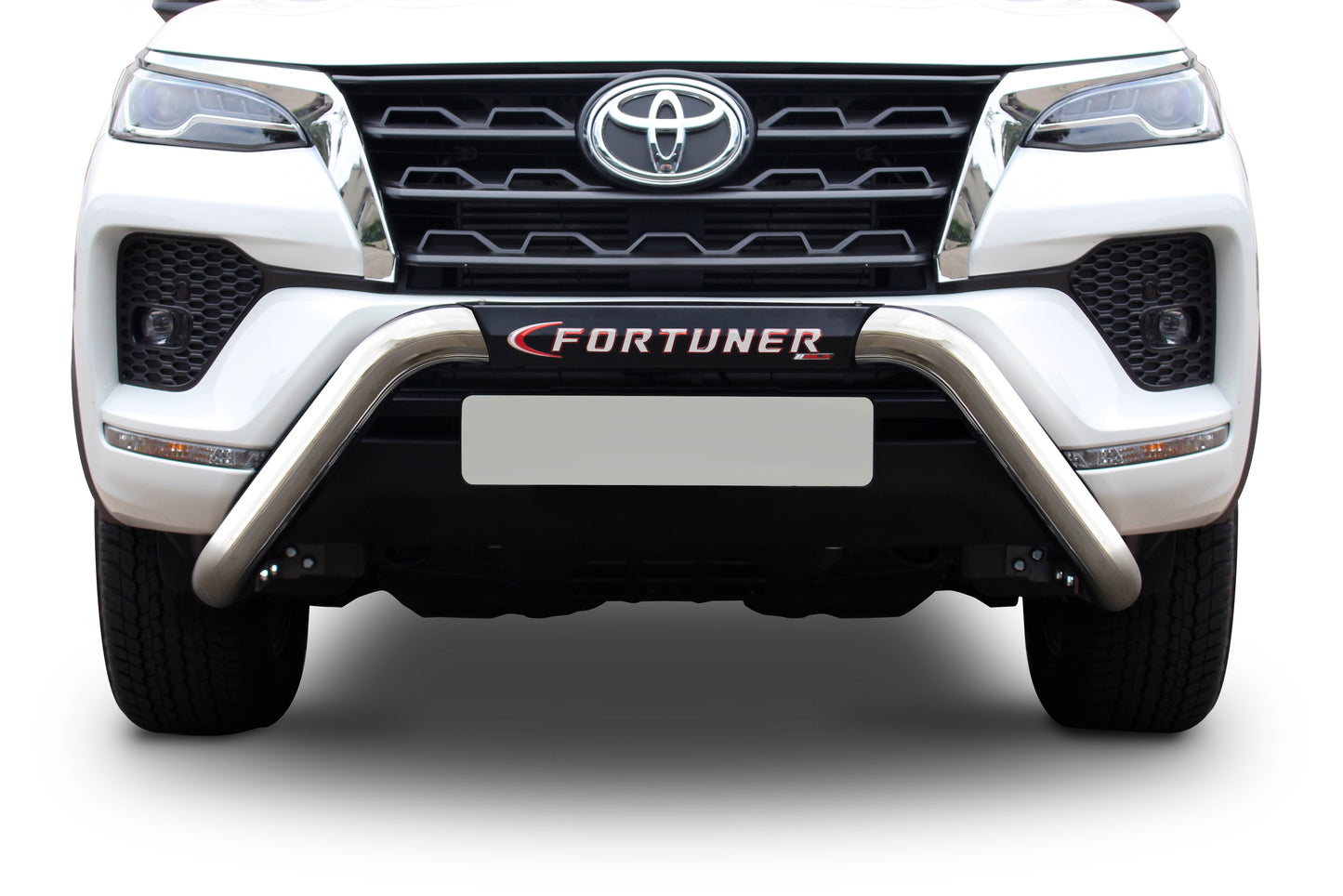 Toyota Fortuner GD6 2020 Polished Stainless Steel Nudge Bar ** NOT PDC compatible